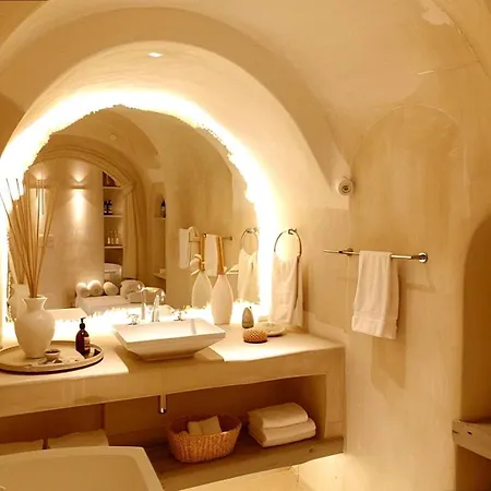 Monsora For 10 Guests In Vakantiehuis Firá