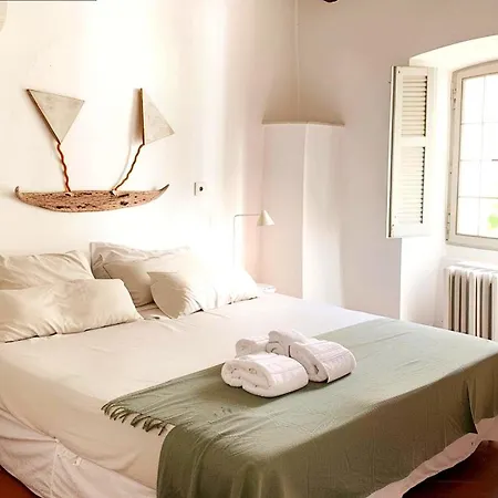 Monsora For 10 Guests In * Firá