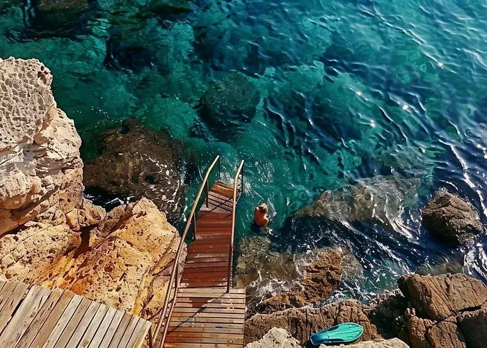 Vakantiehuis Monsora For 10 Guests In